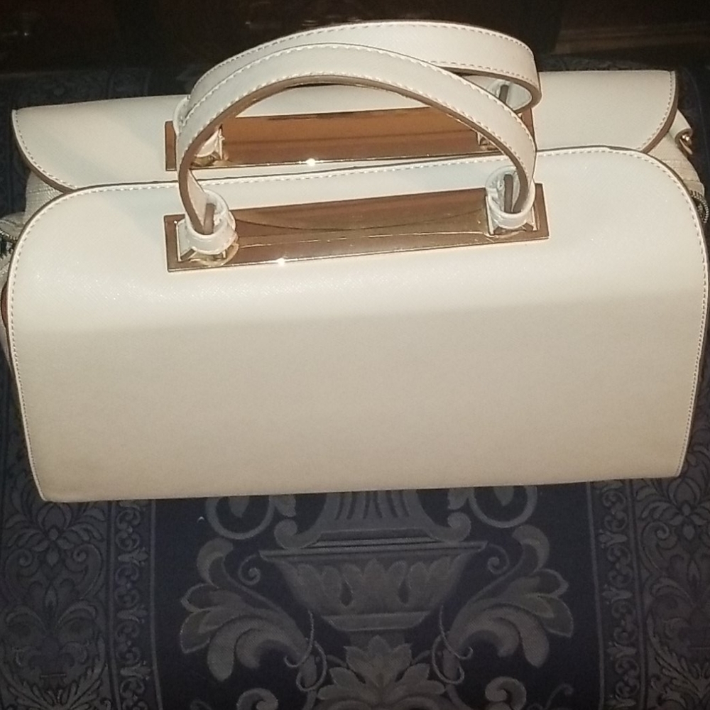 Nila Anthony Cream handbag
